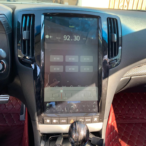 Infiniti G37 Tesla-Style Screen | 2007-2015